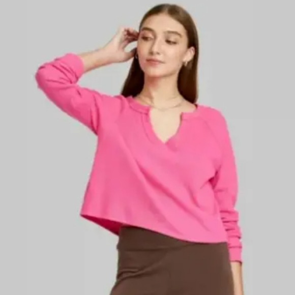 NWT WILD FABLE Women's Vibrant Pink Long Sleeve V-Neck Ribbed Boxy T-Shirt - Picture 5 of 5